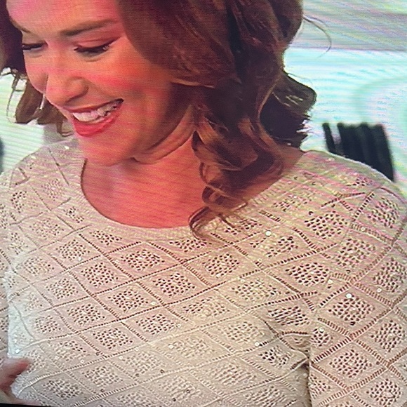 Magaschoni Cashmere & Silk Lightweight Knit Sweater - Picture 4 of 15